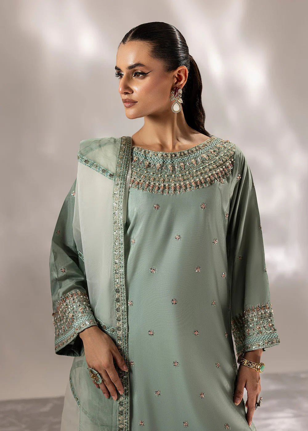 2527-C - Zarqun